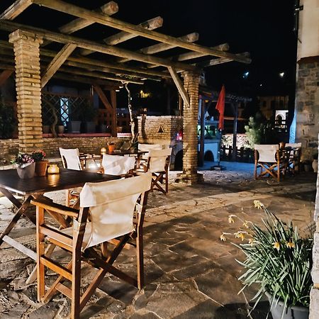 Hotel Archontiko Nikolopoulou Vitina Exterior foto