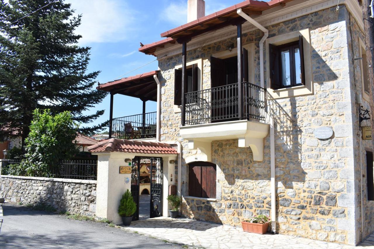 Hotel Archontiko Nikolopoulou Vitina Exterior foto